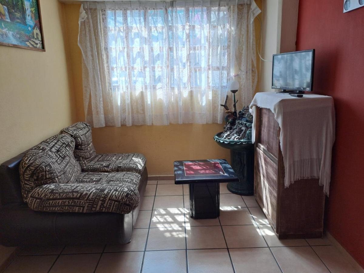 Tomas Wilson Mx Apartment *